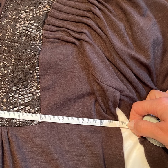 BCBG MAXAZRIA Brown Long Sleeve Lace Top Dress. Size XS - Picture 6 of 6